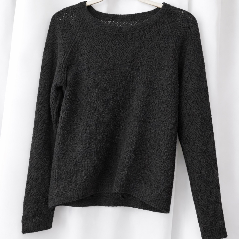 KÜHL Black Wool Blend Sweater Medium Textured Knit Stretch Cozy Outdoor - Picture 2 of 7